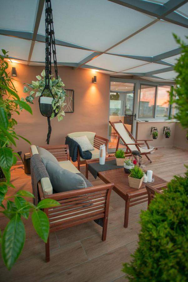 Athenian Living Suites Екстер'єр фото