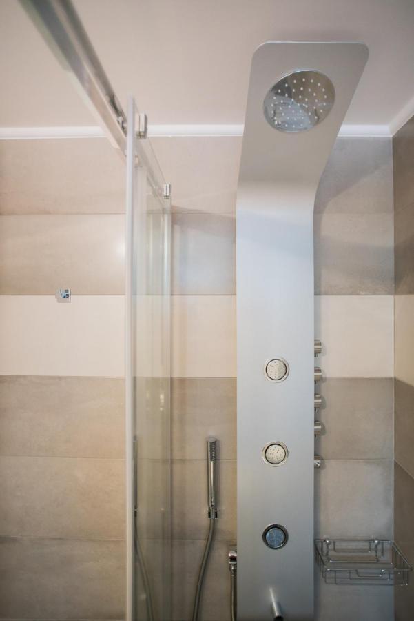Athenian Living Suites Екстер'єр фото