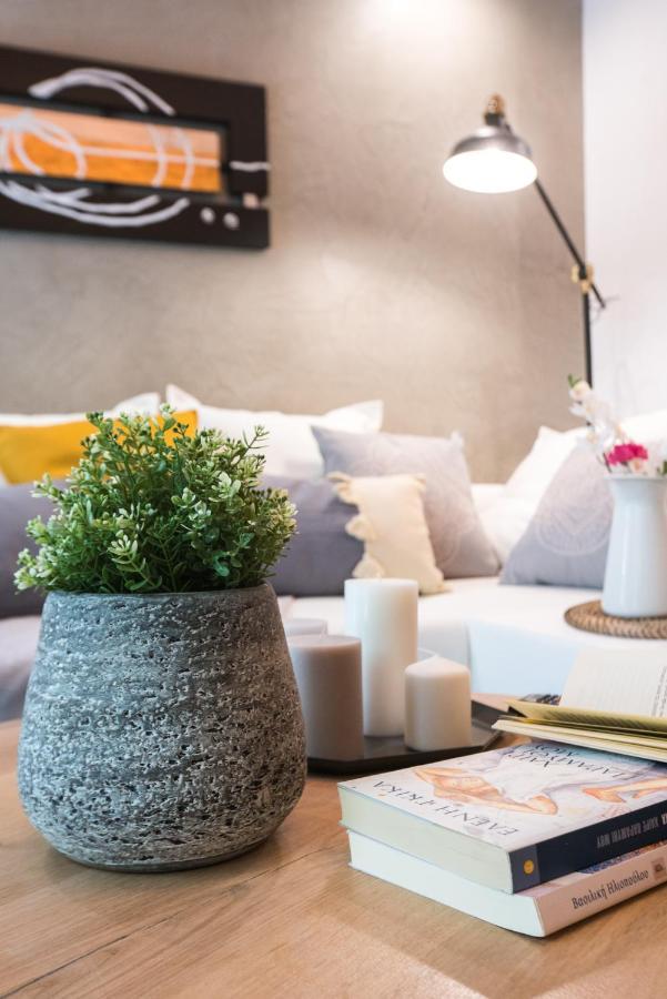 Athenian Living Suites Екстер'єр фото