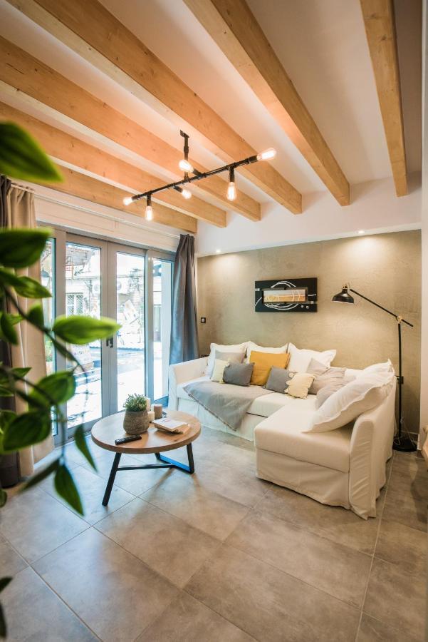 Athenian Living Suites Екстер'єр фото
