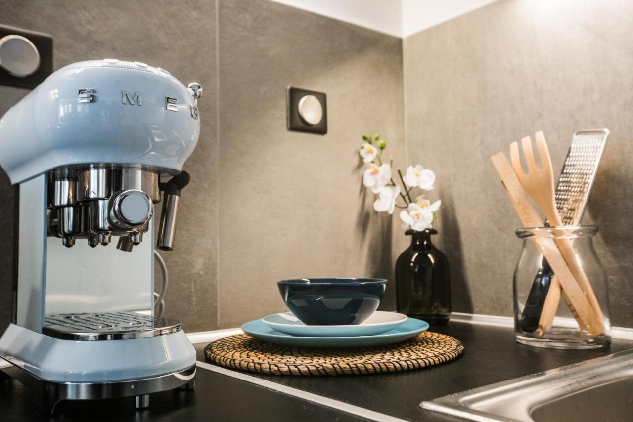 Athenian Living Suites Екстер'єр фото