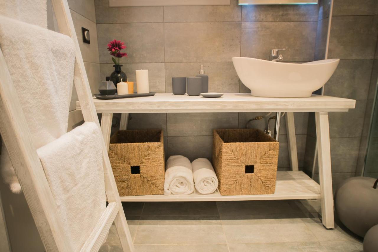 Athenian Living Suites Екстер'єр фото