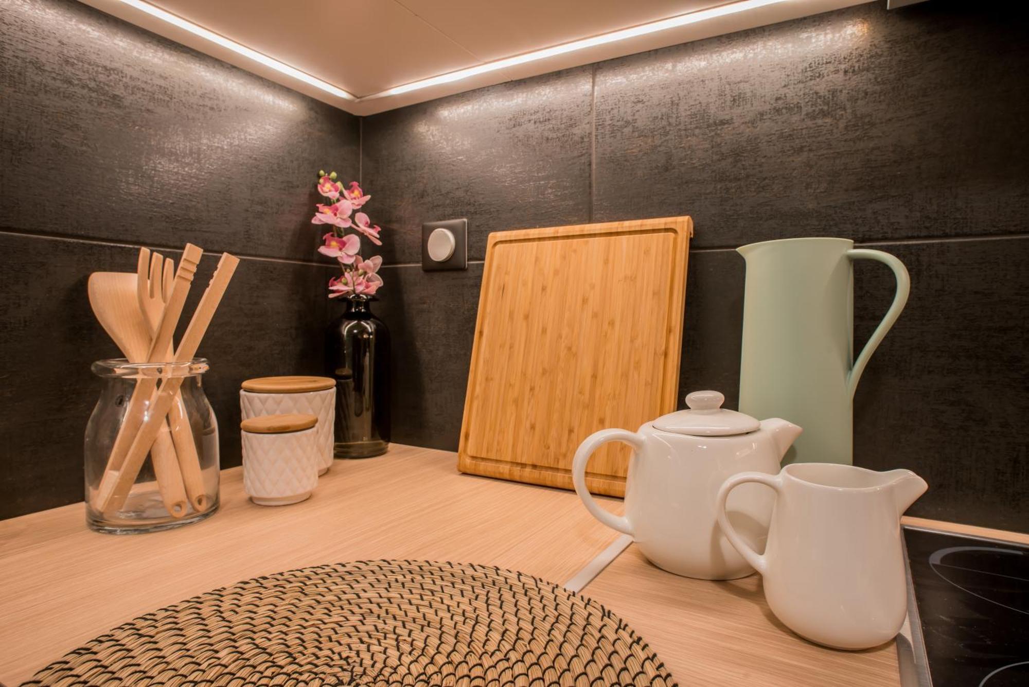 Athenian Living Suites Екстер'єр фото